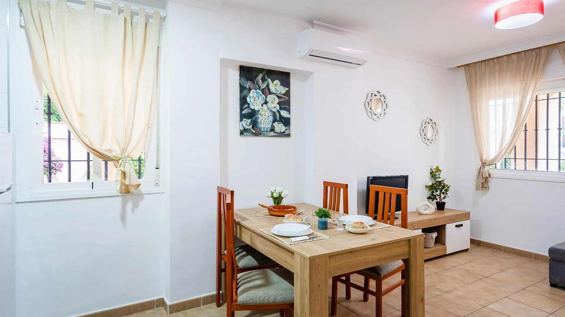 Velilla Beach Apartment Альмуньекар 0*,  Испания